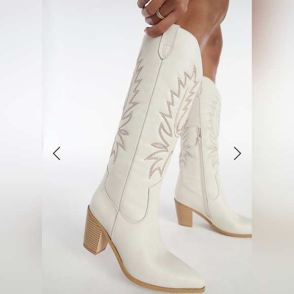 Shoes - Women's Cream Western Heeled Boots